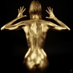 Goldfinger - Bodypainting Gold - Rücken