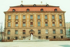 Landgericht und Vorplatz in Schweinfurt - Fotograf: up fotodesign