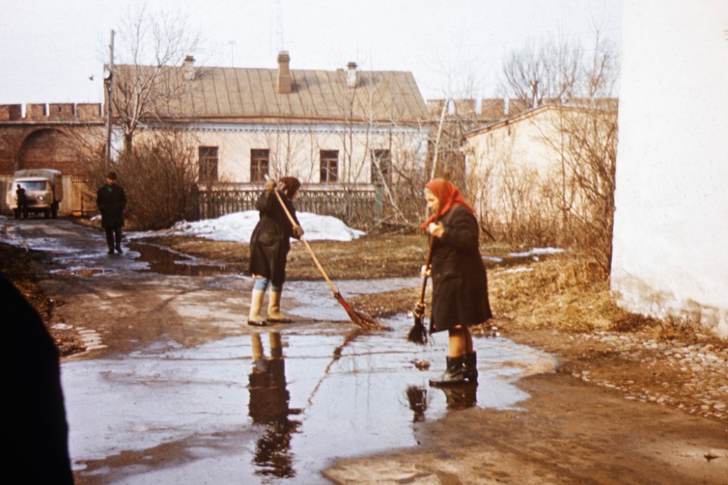 Frauen - Peter und Paul - Leningrad 1971