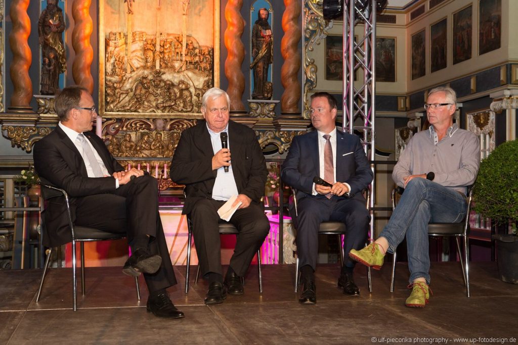 Podiumsdiskussion