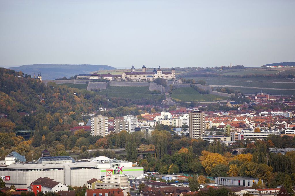 Heidingsfeld und Festung Marienberg Würzburg